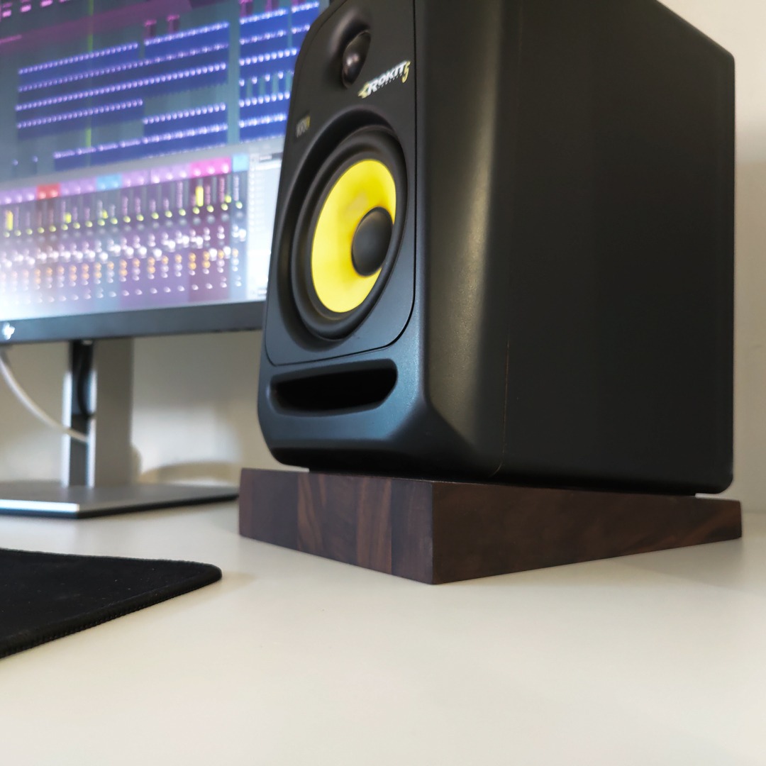 JK003 | Högtalarstativ Studio